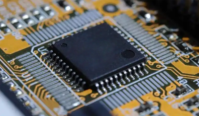 回收 [Broadcom] PCIe 交換機、以太網(wǎng)交換機、汽車 PHY、以太網(wǎng) PHY 收發(fā)器